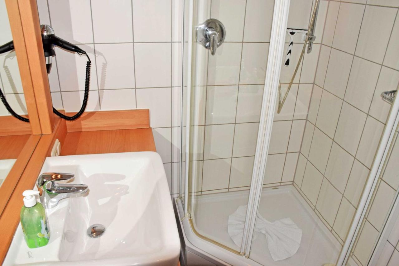 Sellin  Fewo Mit Balkon Und Strandkorb 03 מראה חיצוני תמונה